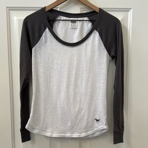 PINK Victoria's Secret White and Gray Fitted Long Sleeve T-Shirt
